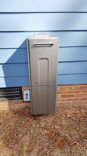 Tankless water heater exterior install